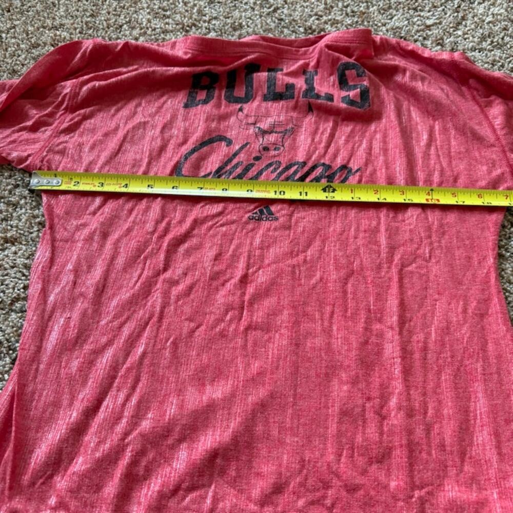 Adidas Chicago Bulls Long Sleeve Womens Tshirt sz S Red NBA - Picture 4 of 6